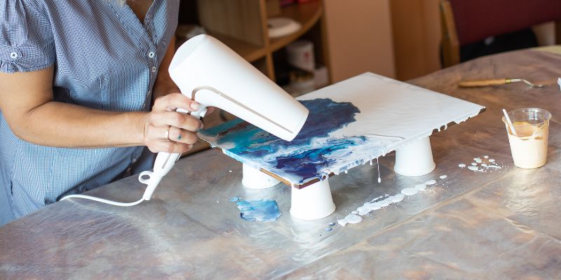 •	How To Choose Between Heat Tool, Heat Gun And Hair Dryer ?