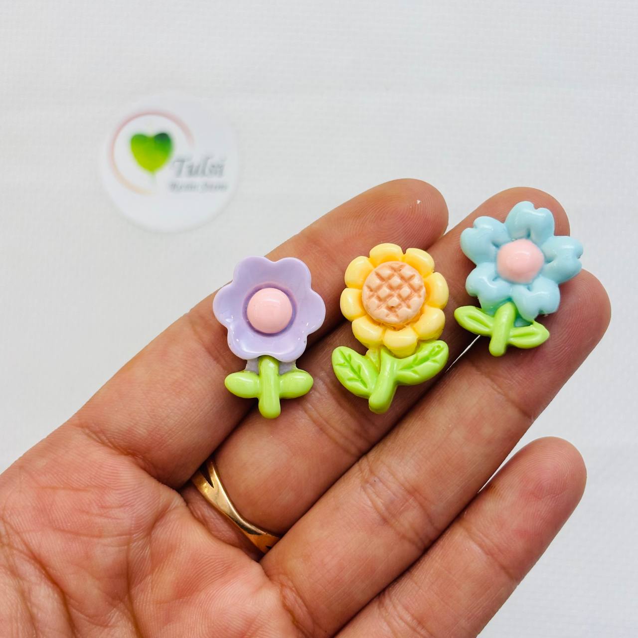 Plastic Charm (J) - Flower