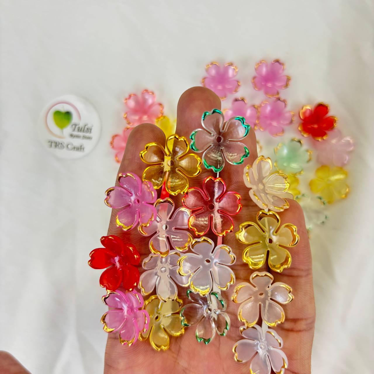 Colourful Plastic Flower (G)