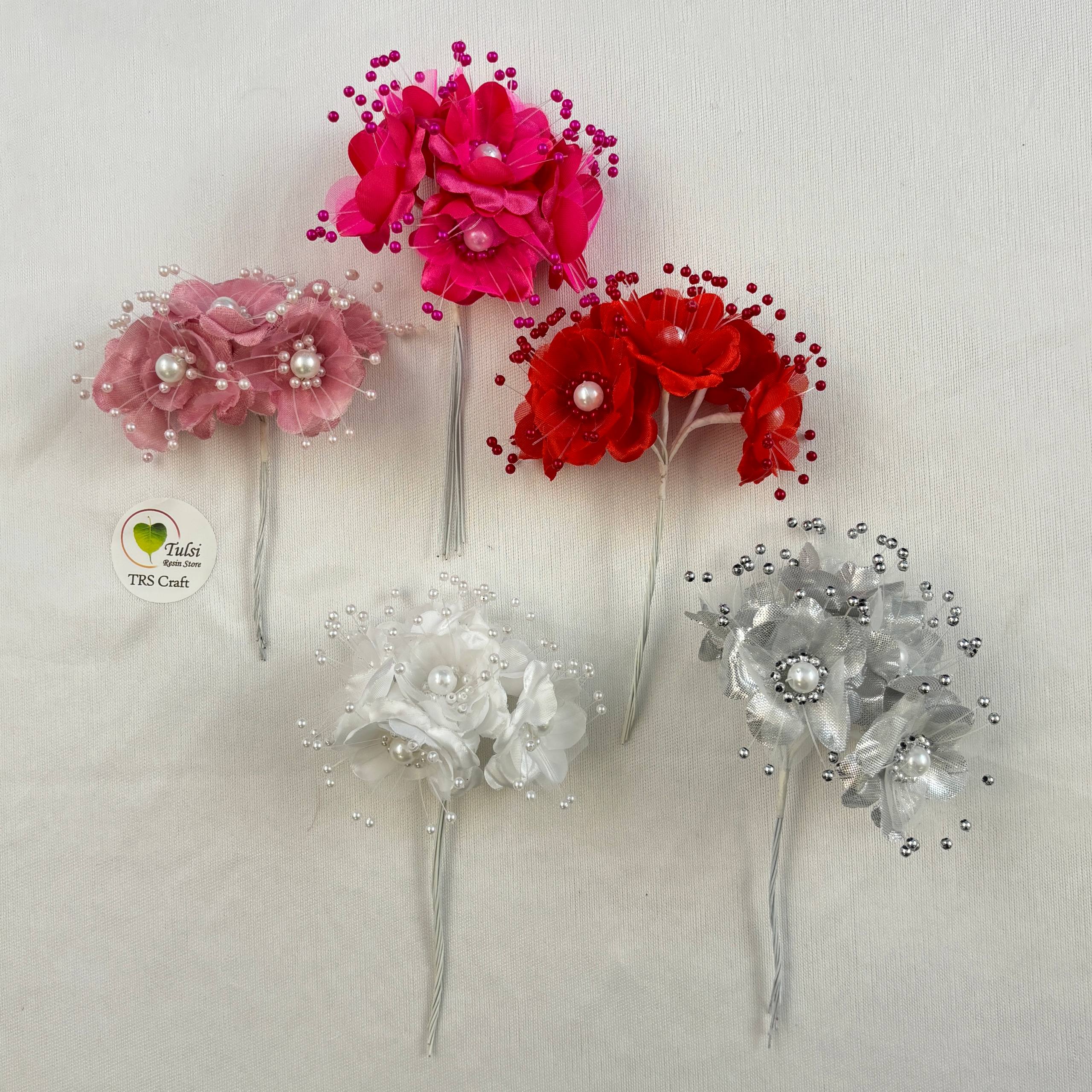 Bunch Artificial Flowers (C)