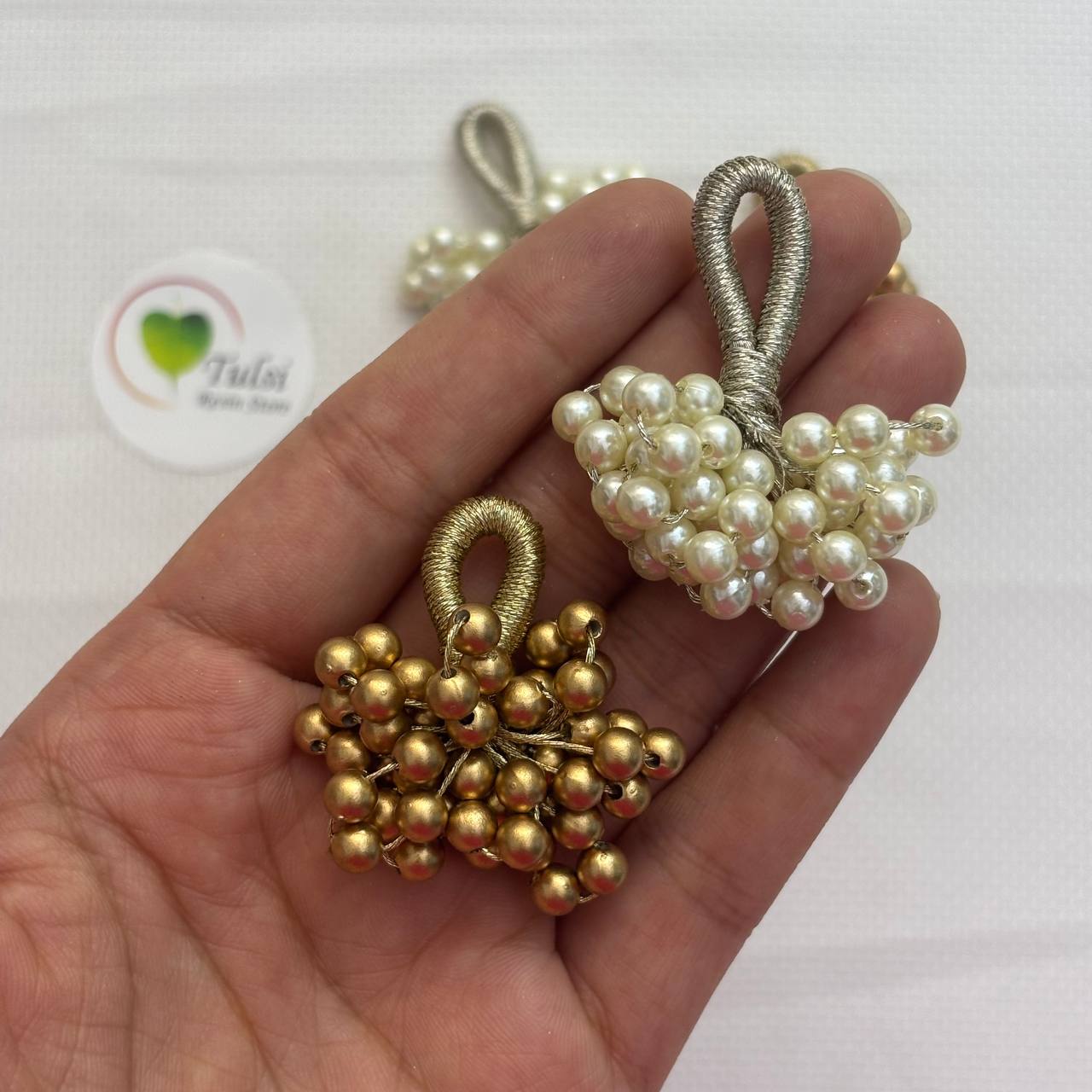 Rakhi Hanging (Z)