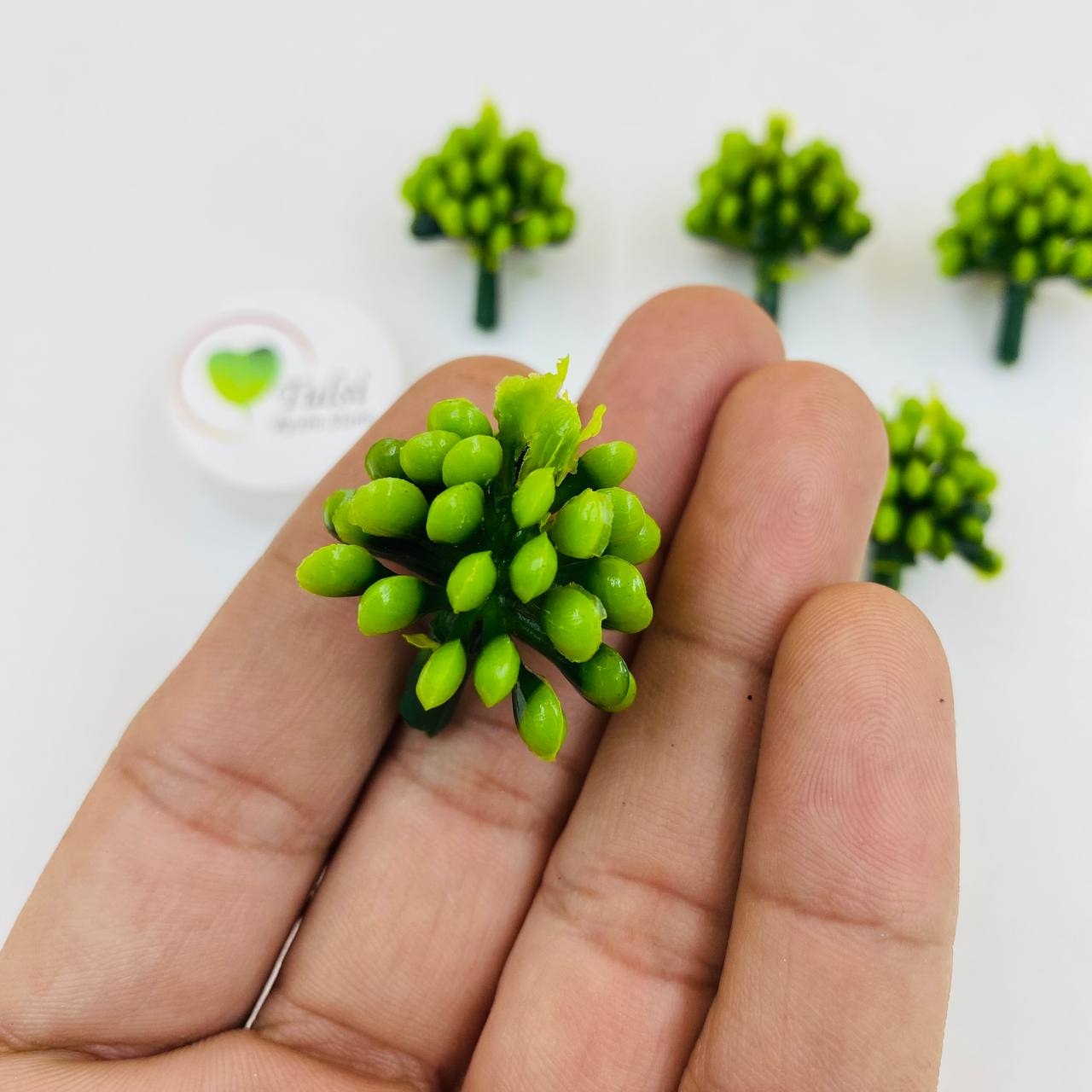 العشب الصناعي - (ب)