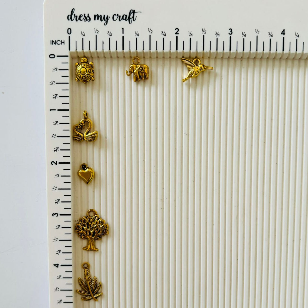 Gold Charm - Mix