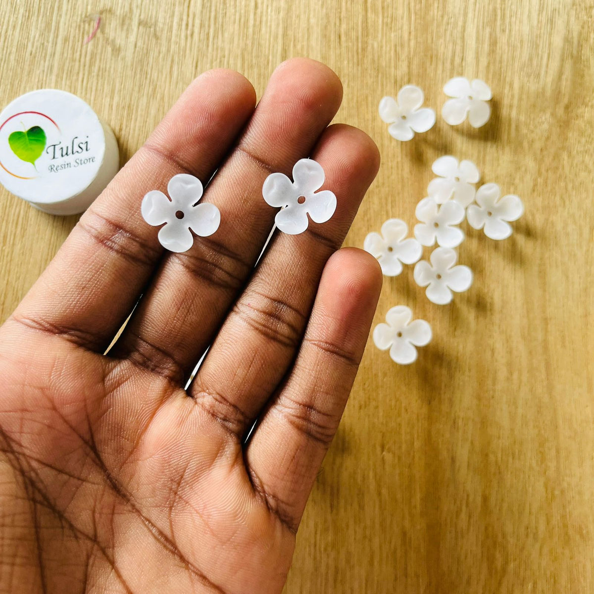 White Plastic Flower (A) Tulsi Resin Store