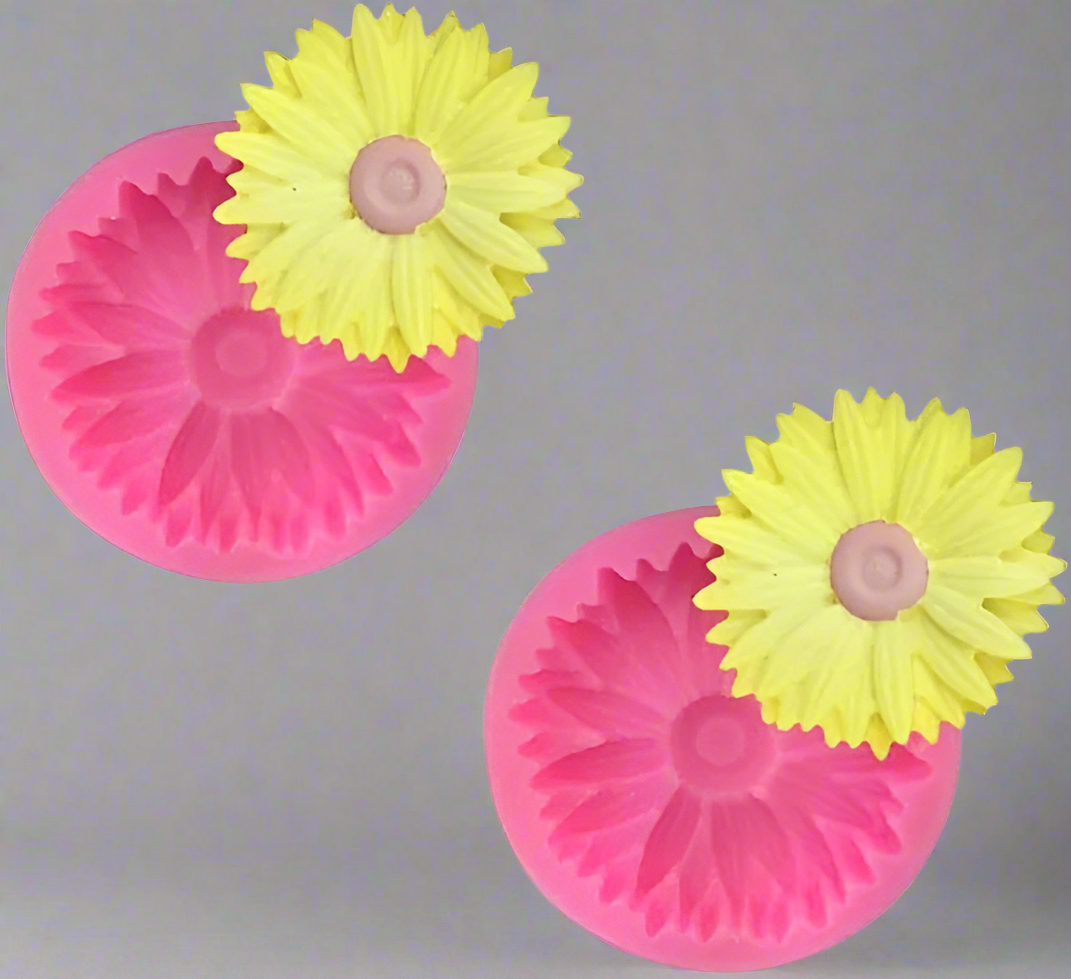 Pink Daisy Flower Mould (C)
