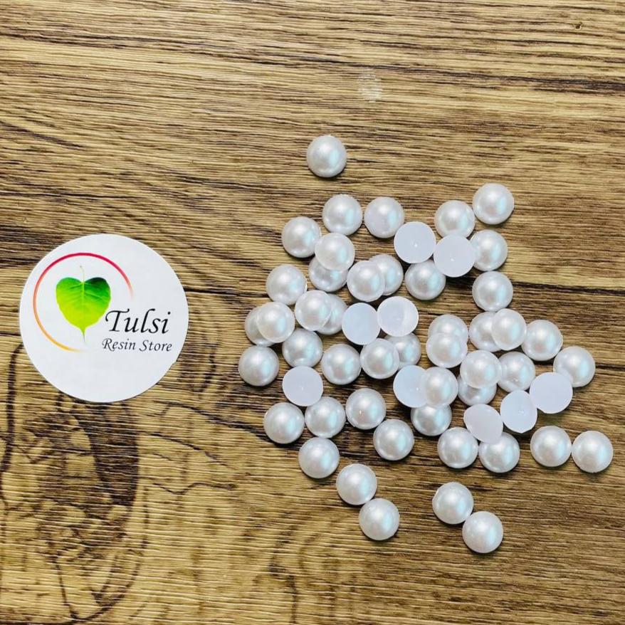 نصف قطع لؤلؤة موتي (أ)
