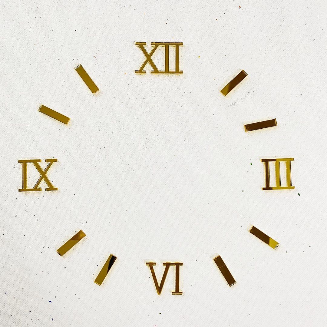 Roman Numbers With Sticks 1 | Tulsi Resin