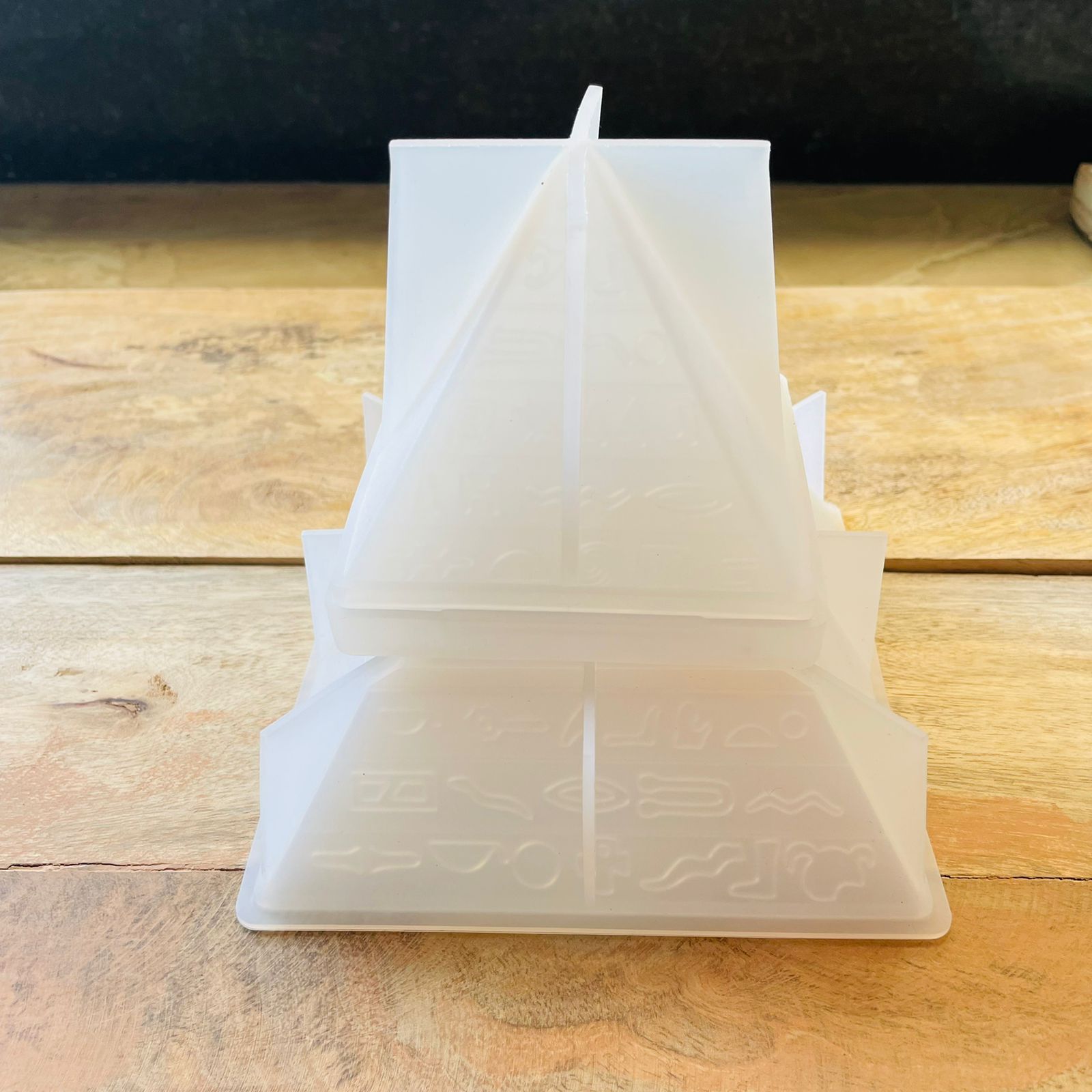 Pyramid Ash Tray Silicon Mould