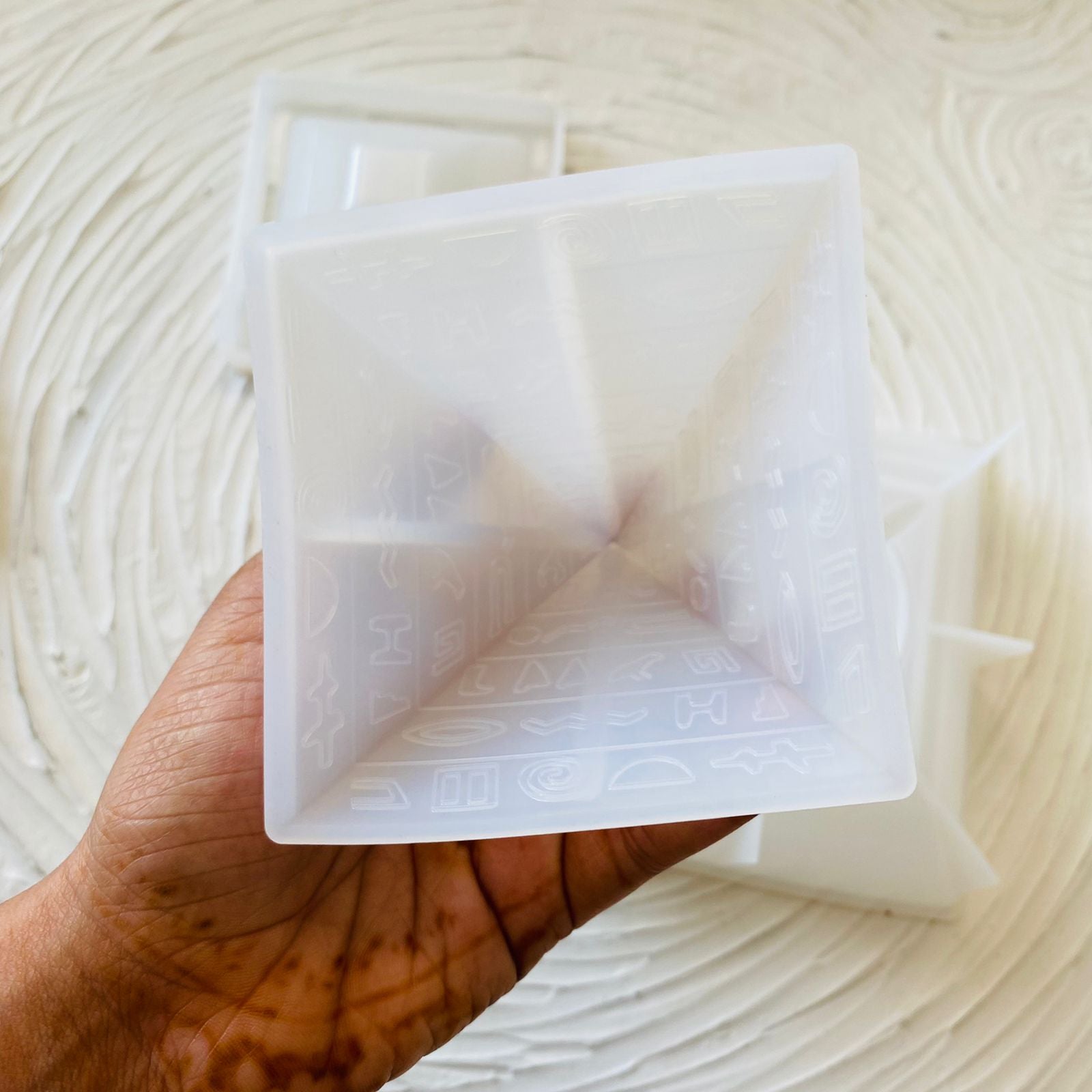 Pyramid Ash Tray Silicon Mould