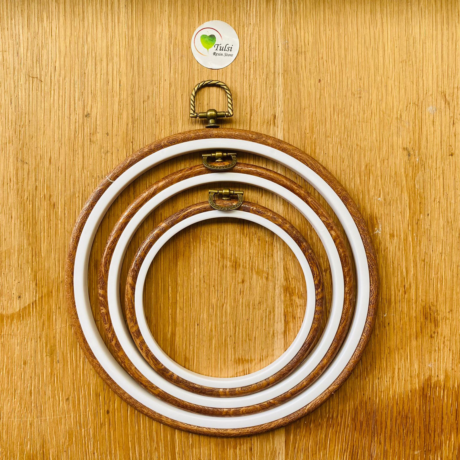 Round Embroidery Ring (Set of 3) / Resin Frame (B)