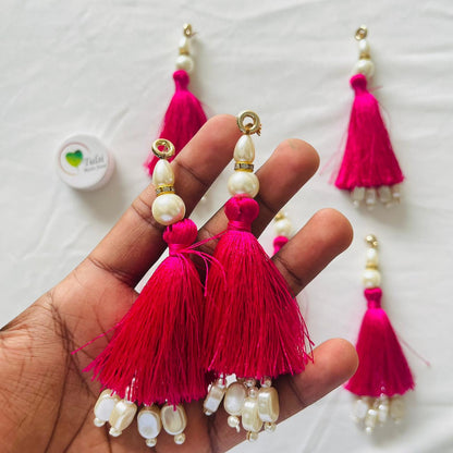 Rakhi Hanging (E)