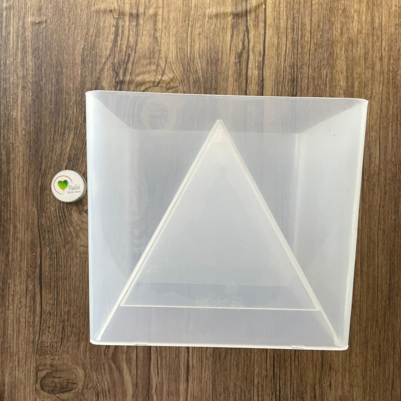 5" Pyramid Mould (A)