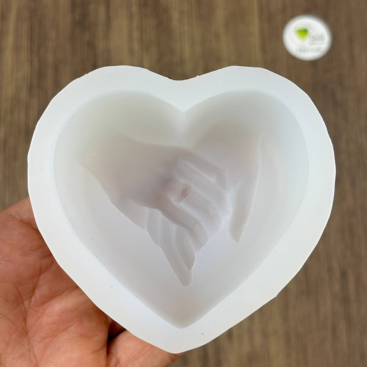 Heart Candle Mould (H) - Holding Hands (HM)