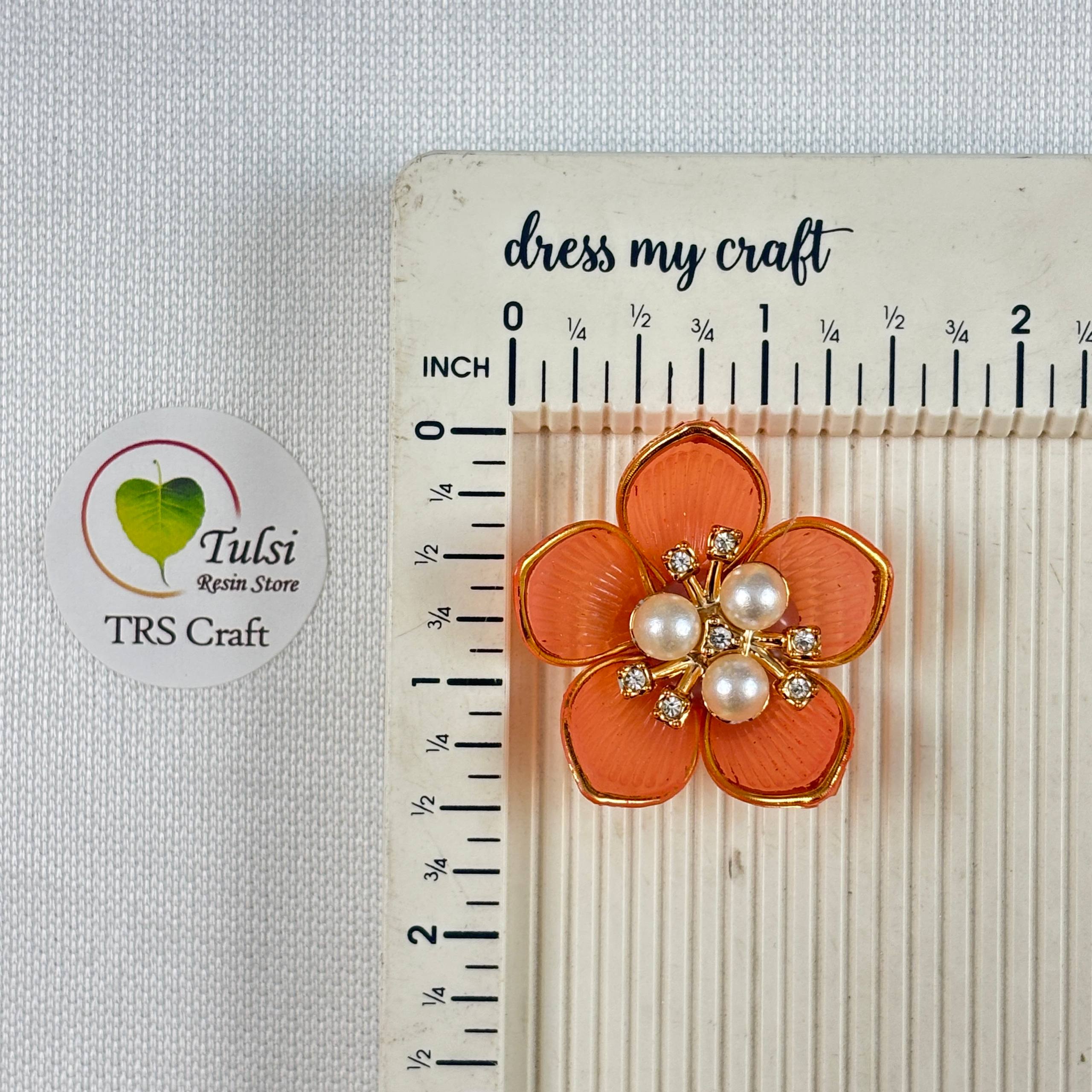 Colourful Plastic Flower (M) - 