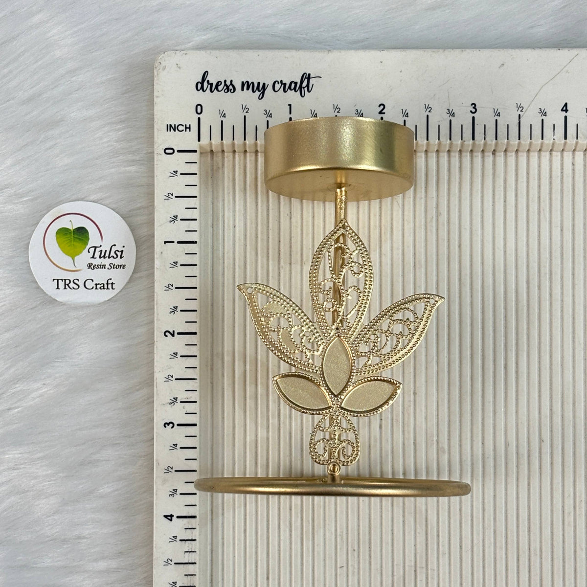 Standing Metal T-Light Holder (E)