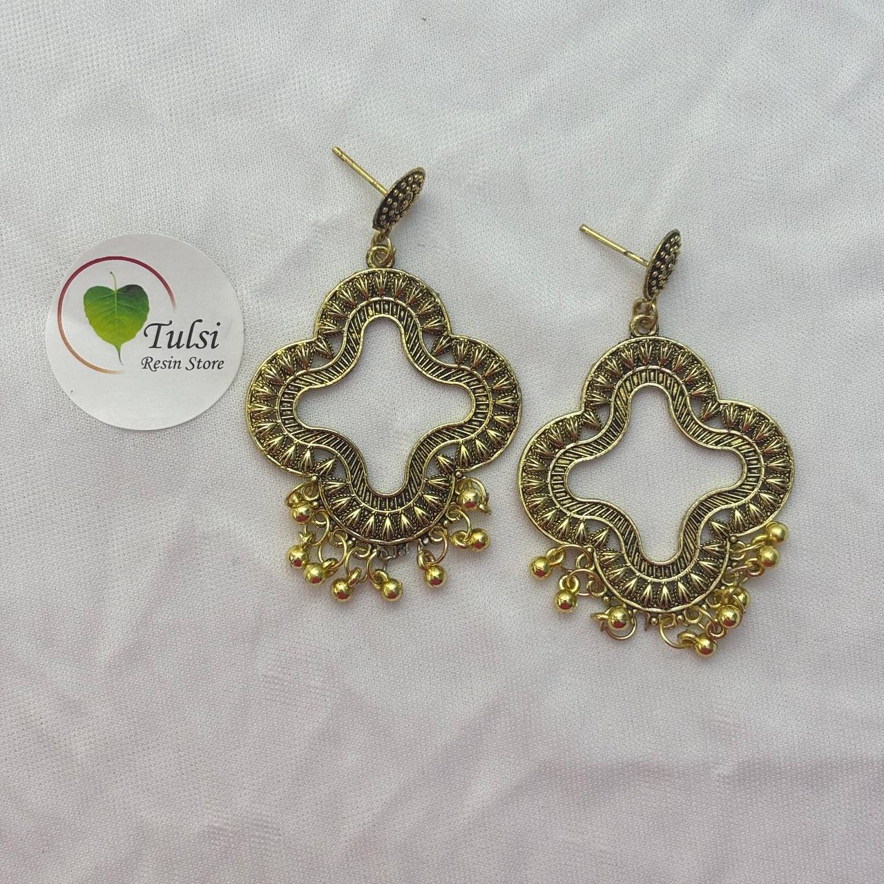 Earring Bazel / Jhumka - (D)