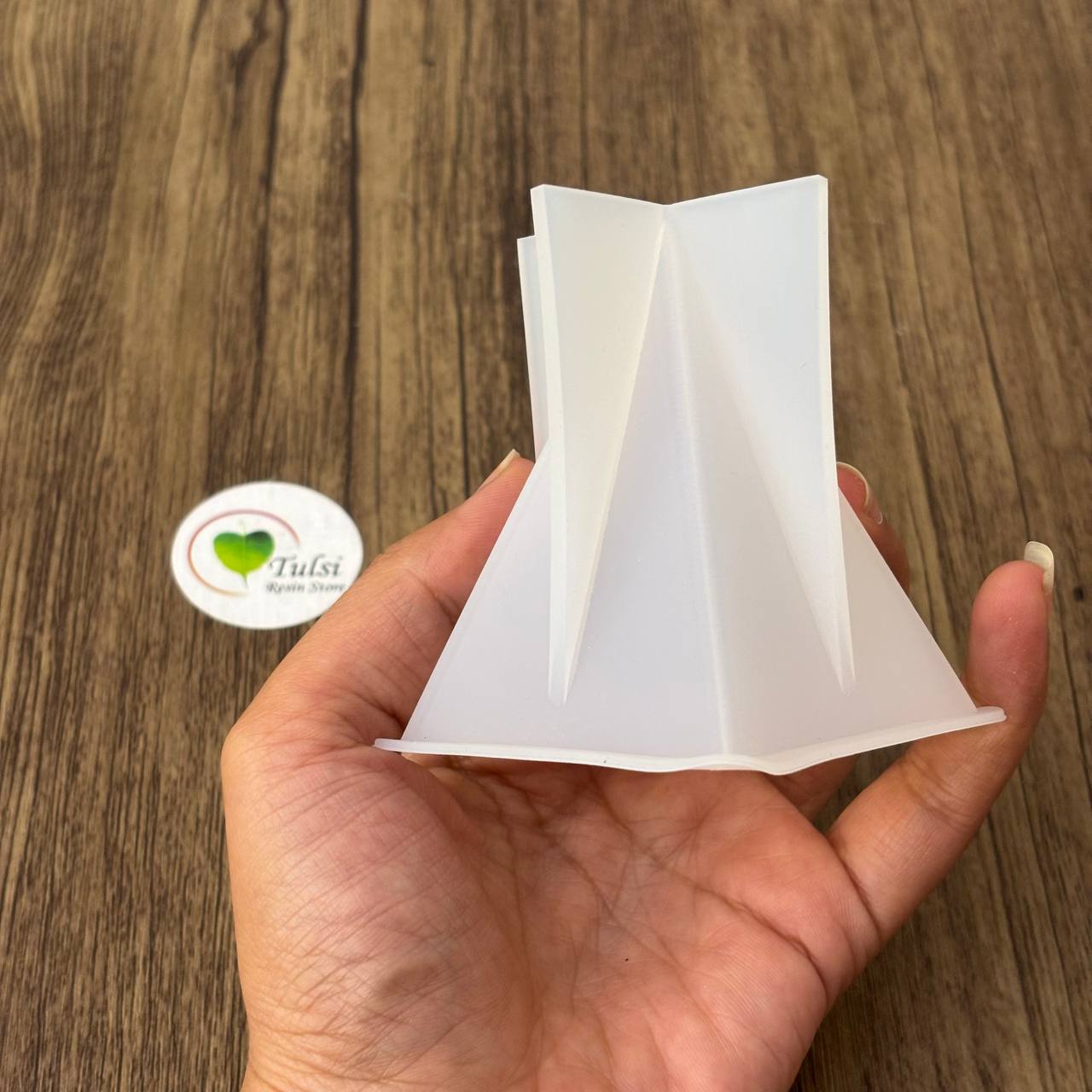 3" Pyramid Mould