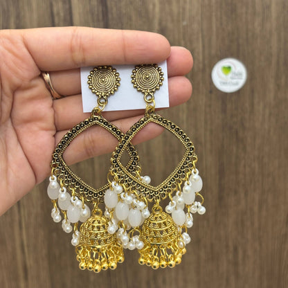 Earring Bazel / Jhumka - (L) Gold White Tulsi Resin Store