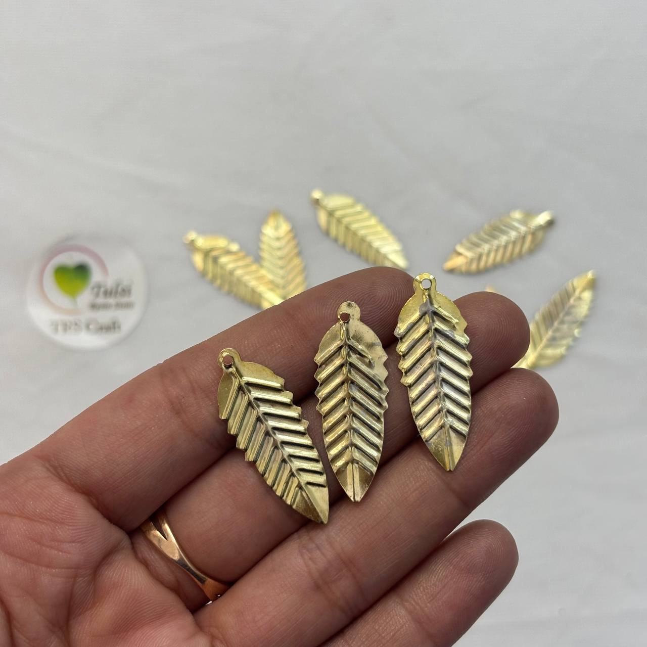 Metal Leaf Charm (G) (20pc)