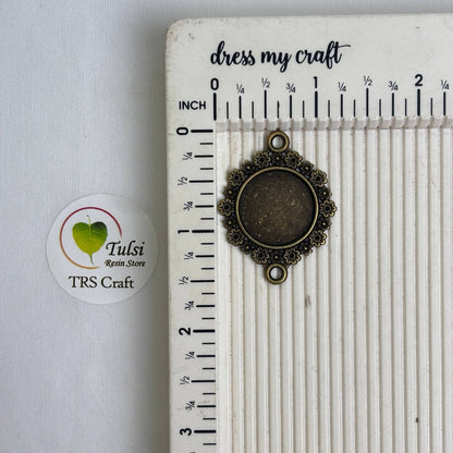 بازل عتيق بخطافين (D)