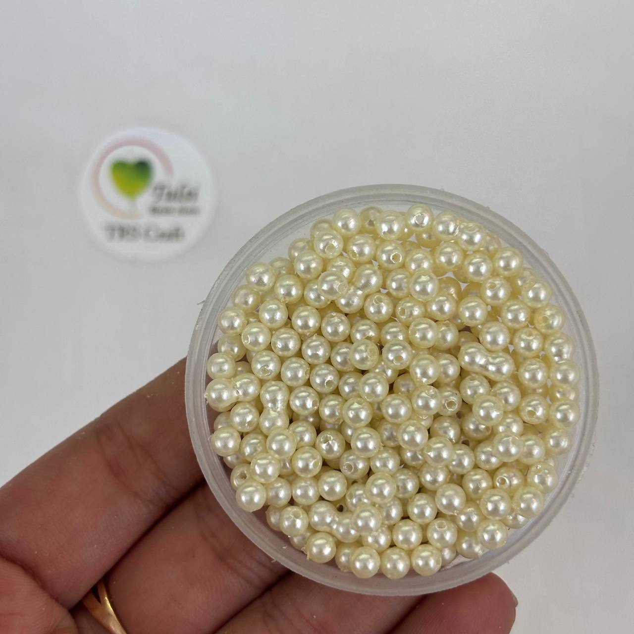 Pearl Beads - White