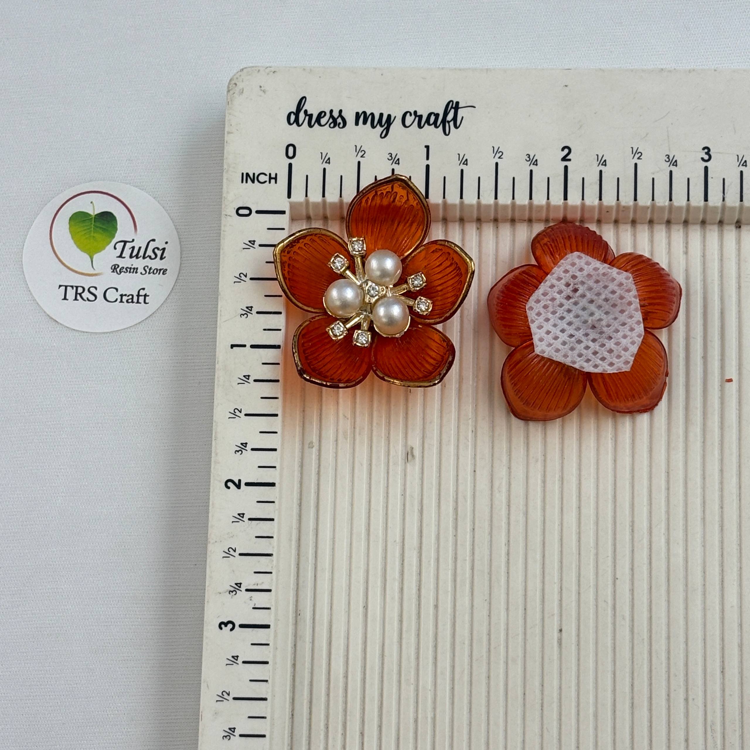 Colourful Plastic Flower (M)