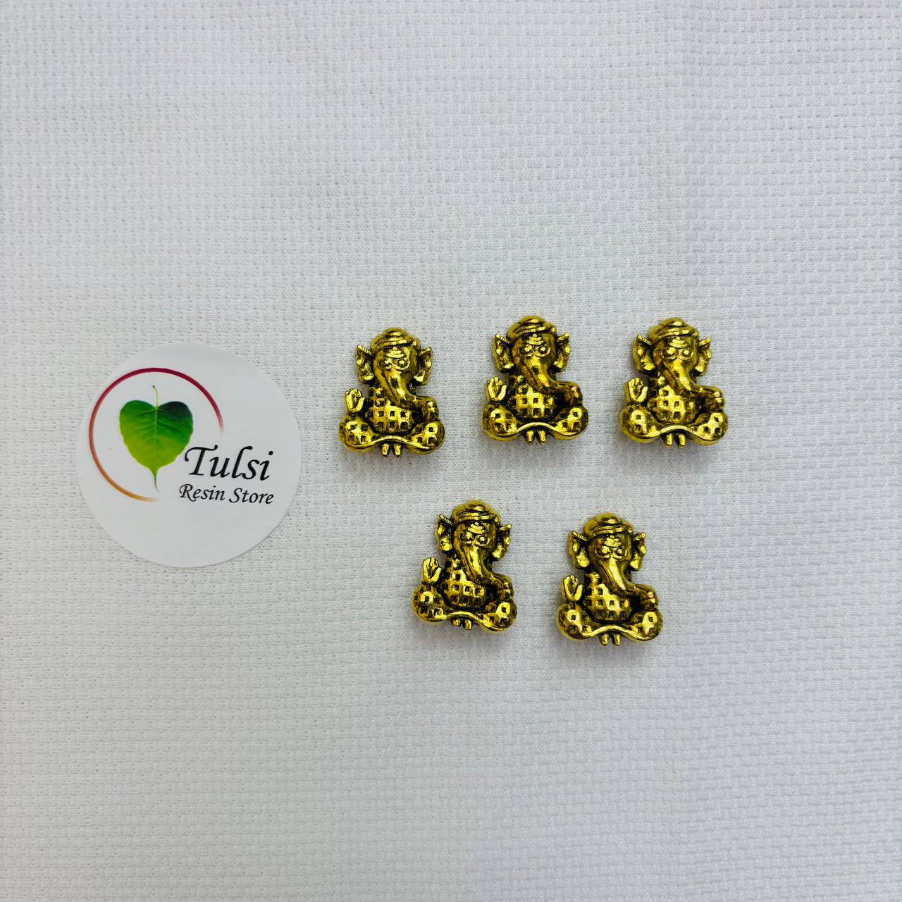 Rakhi Charm A8