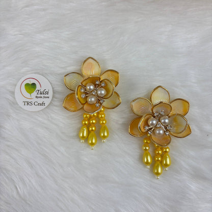 Colourful Plastic Flower (N) - With Latkan Yellow Tulsi Resin Store