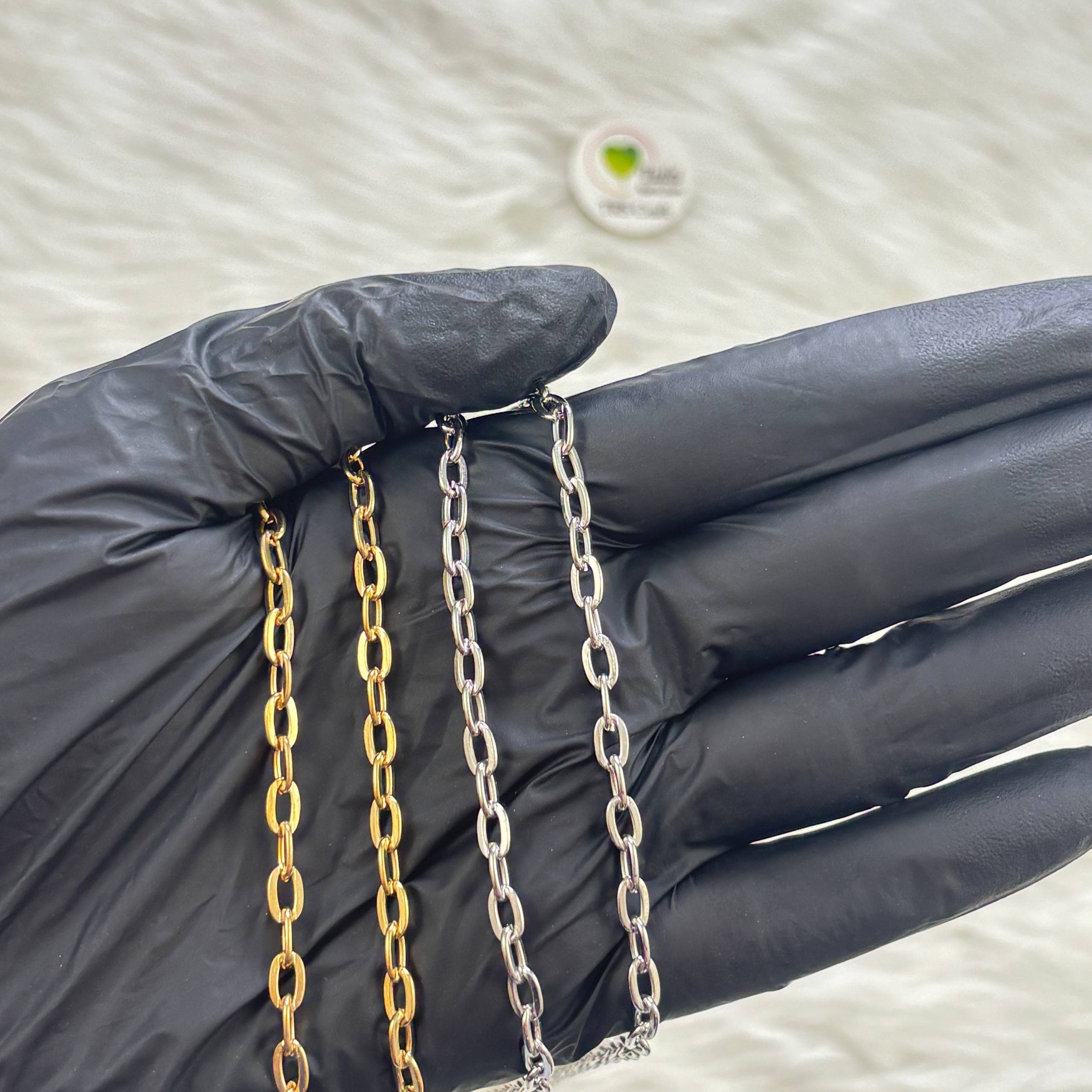 Hanging Chain (A)