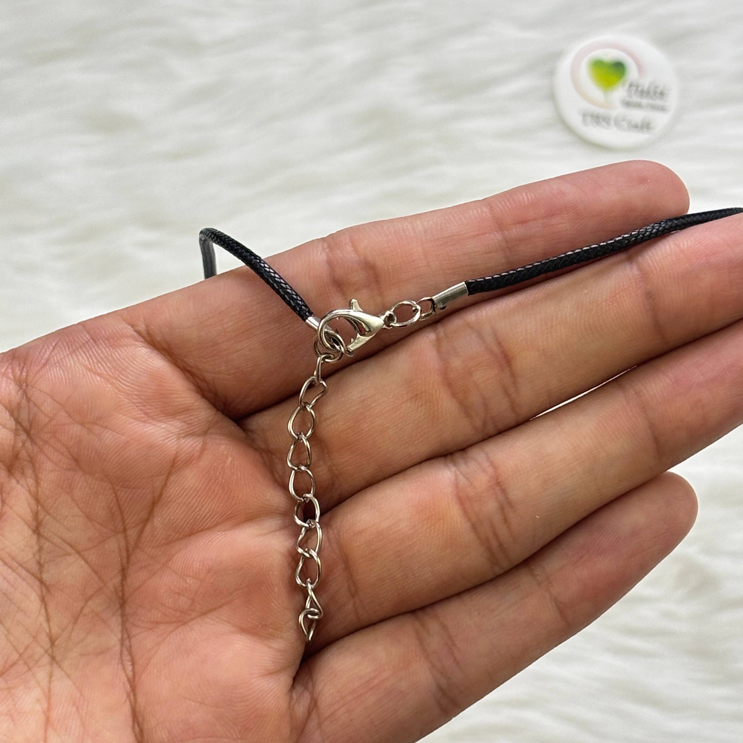 Black Pendant Thread