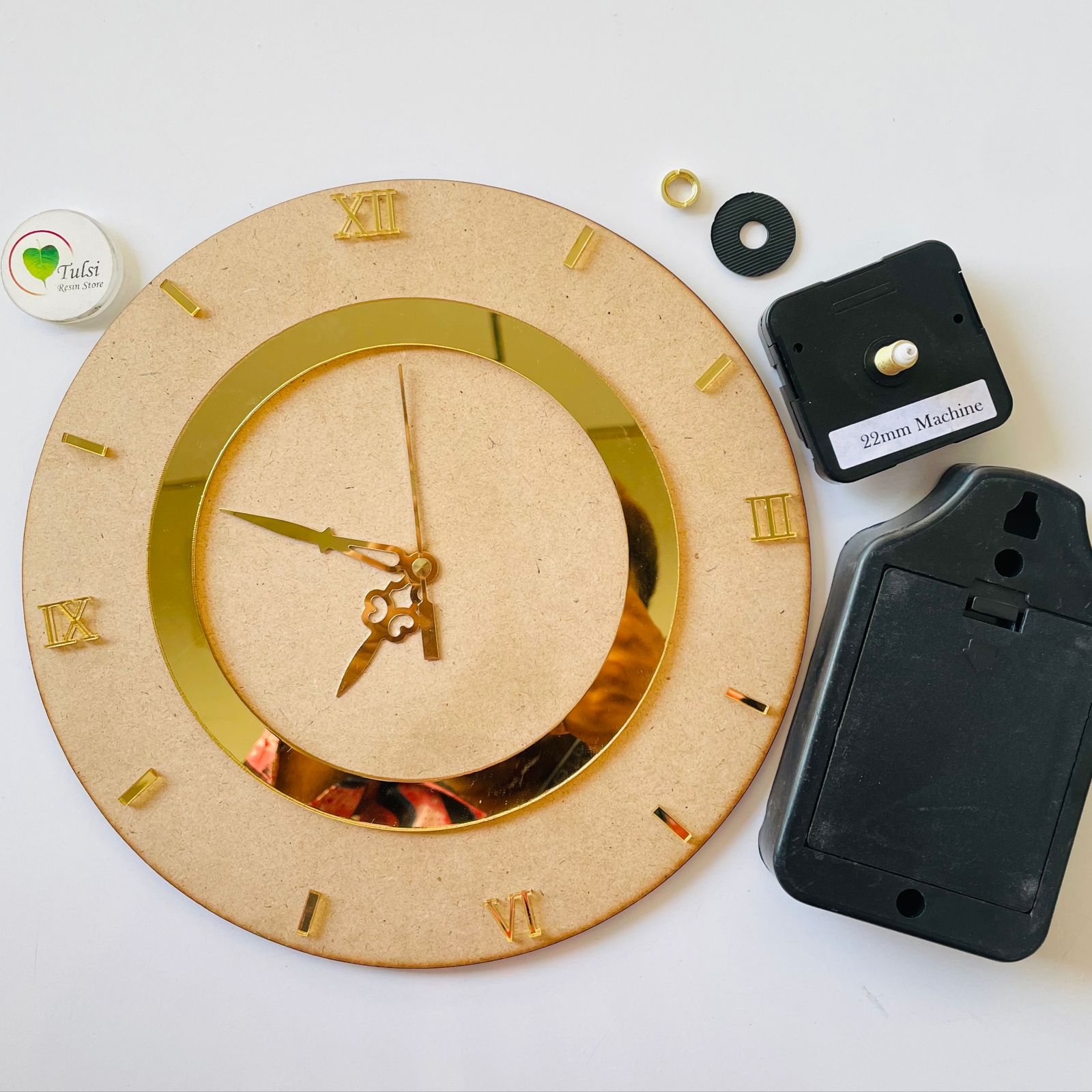 Clock Base With Designer Ring (i)