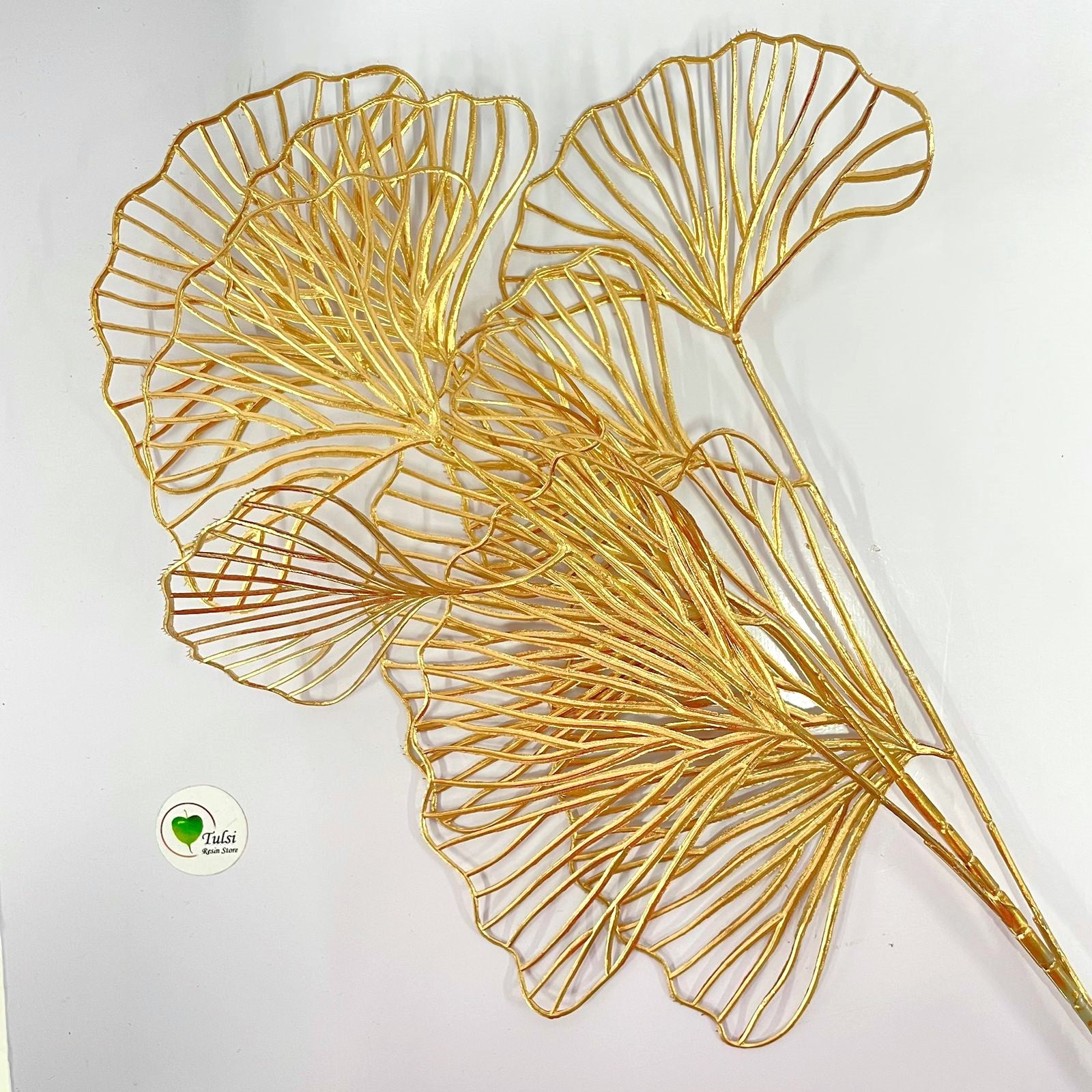 Artificial Golden Leaves (B)