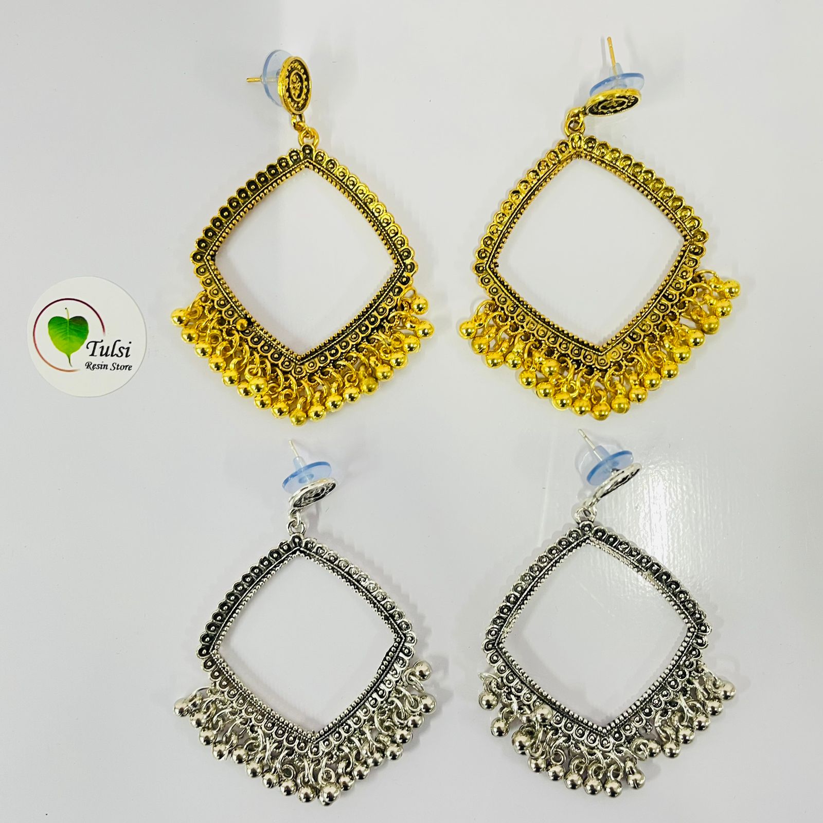 Earring Bazel / Jhumka - (R)