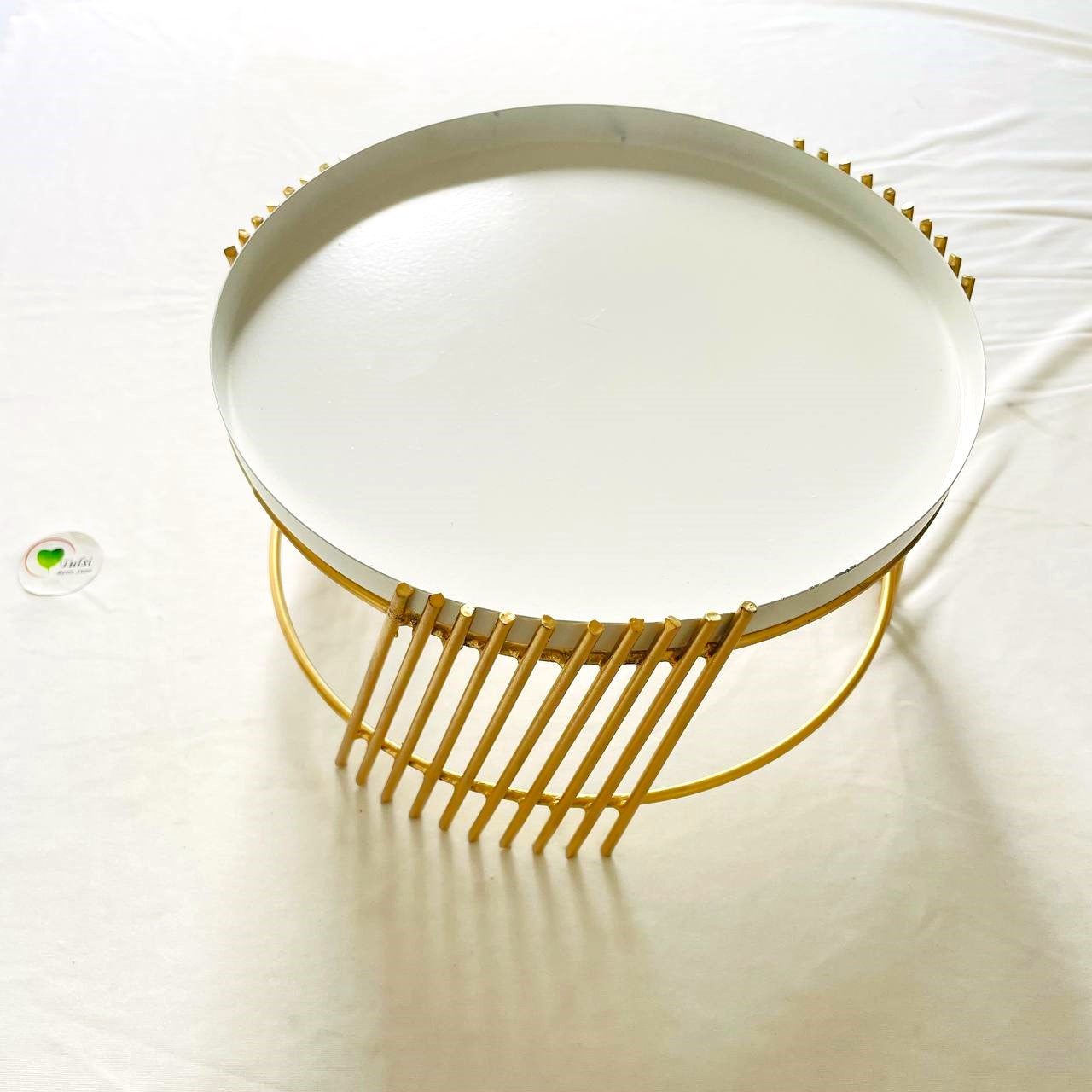 Metal Cake Stand (A)