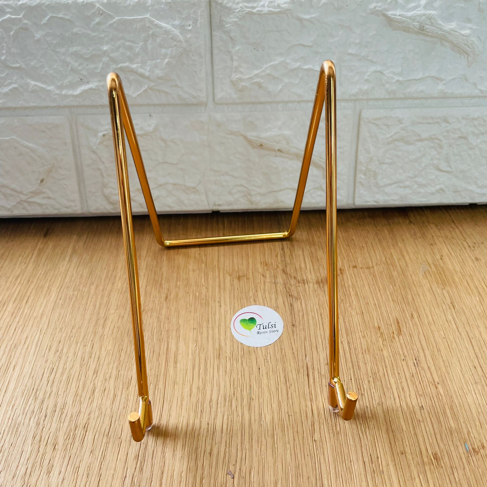 6" Wire Metal Stand Tulsi Resin Store