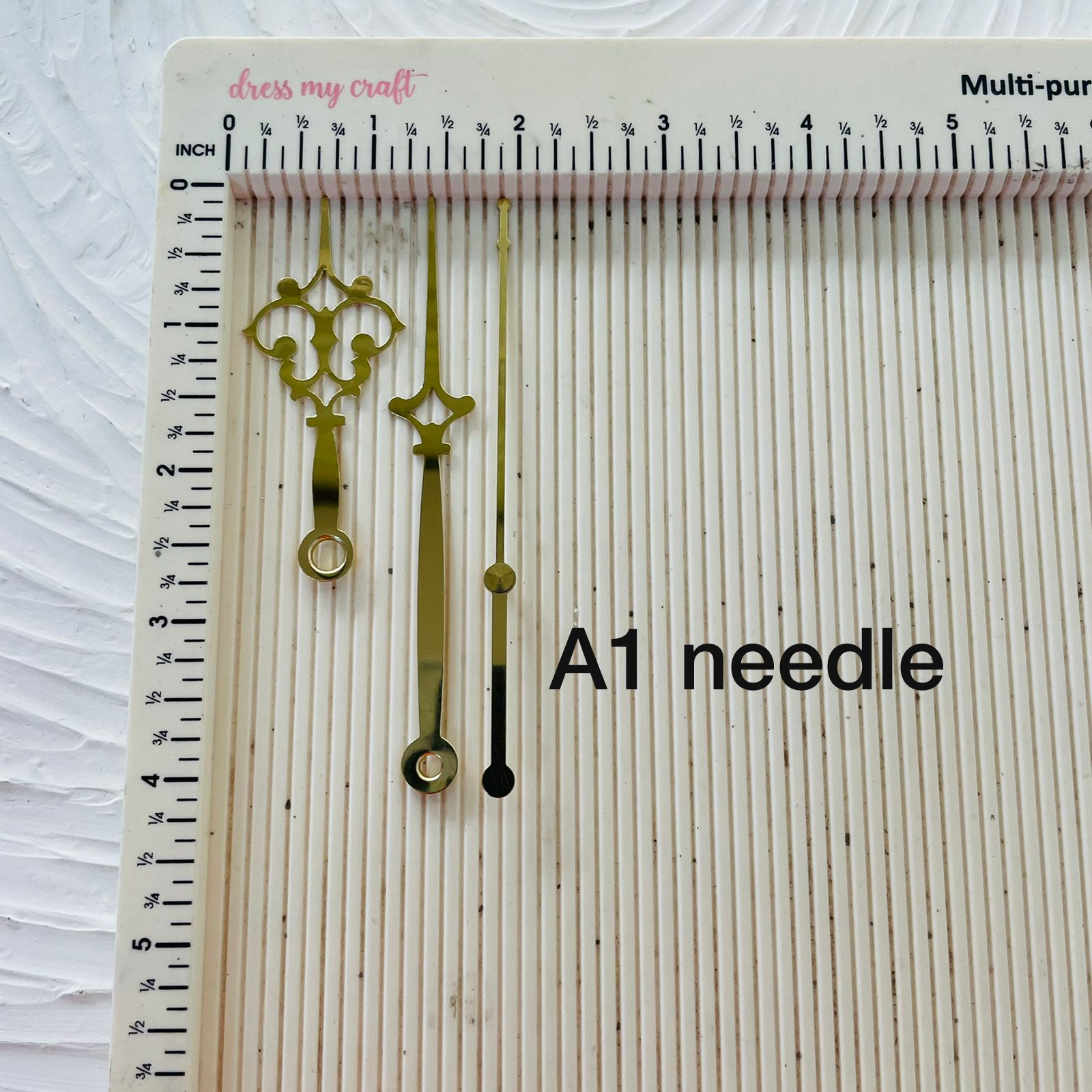 A1 Needles 3 | Tulsi Resin