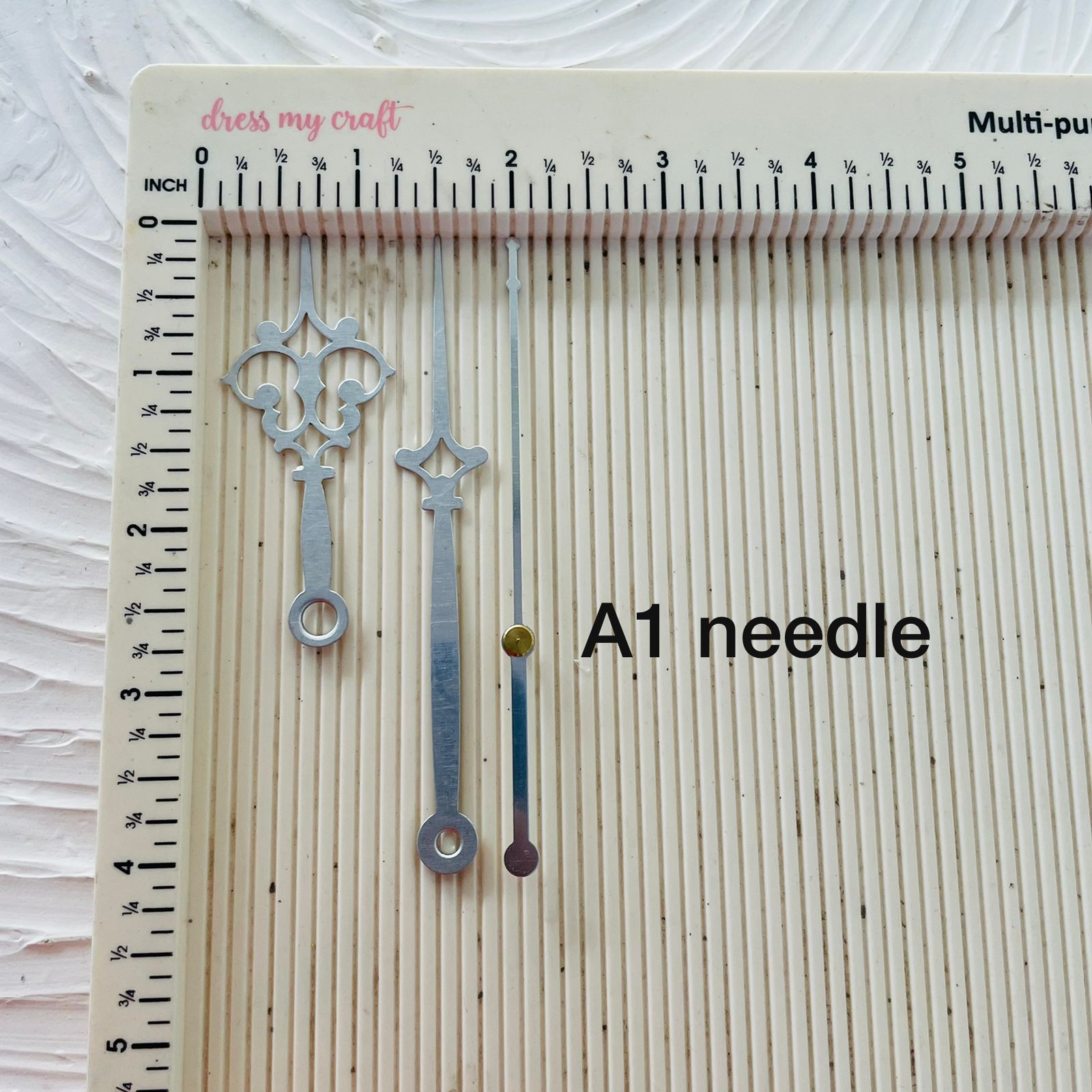 A1 Needles 4 | Tulsi Resin