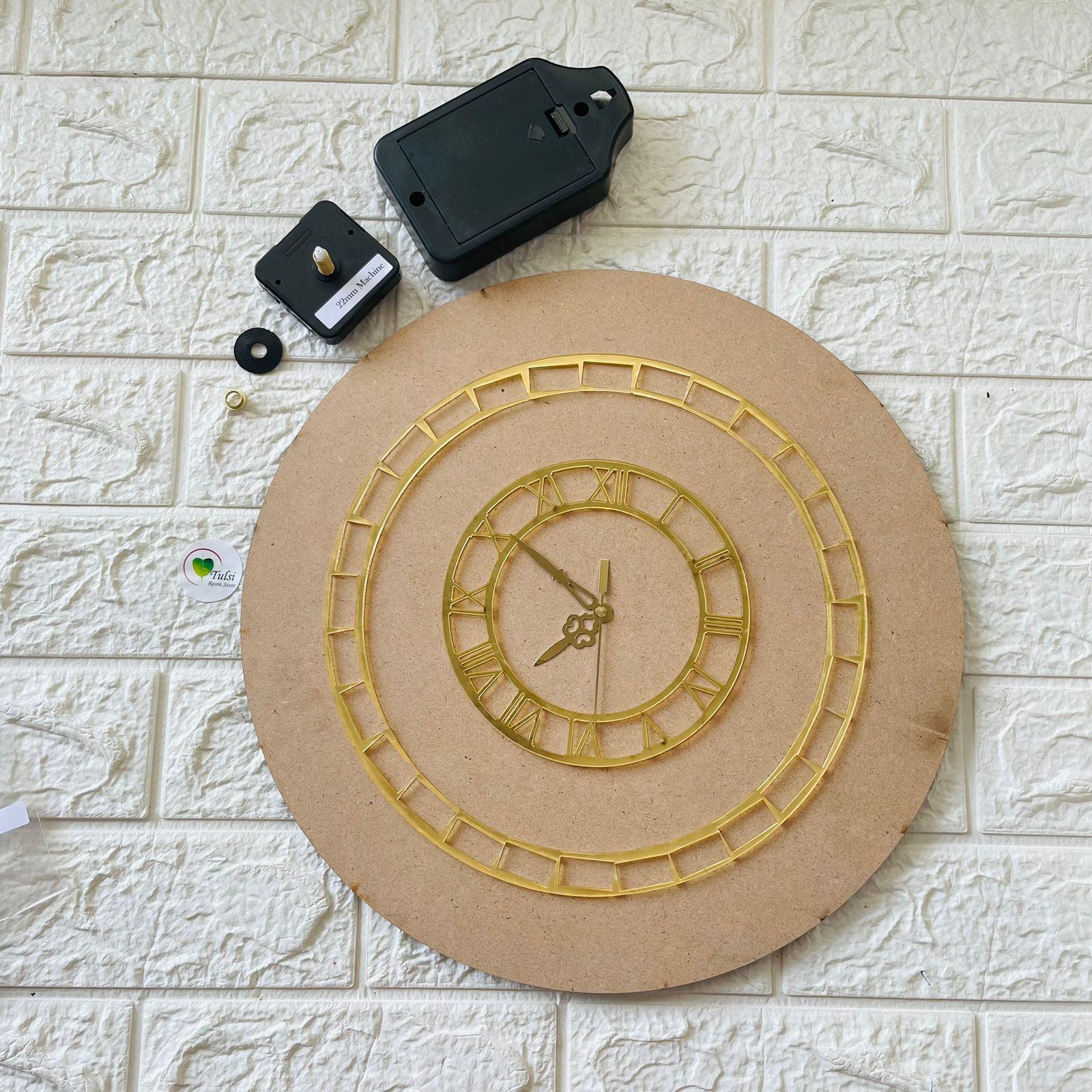 Clock Set With Designer Ring (F)