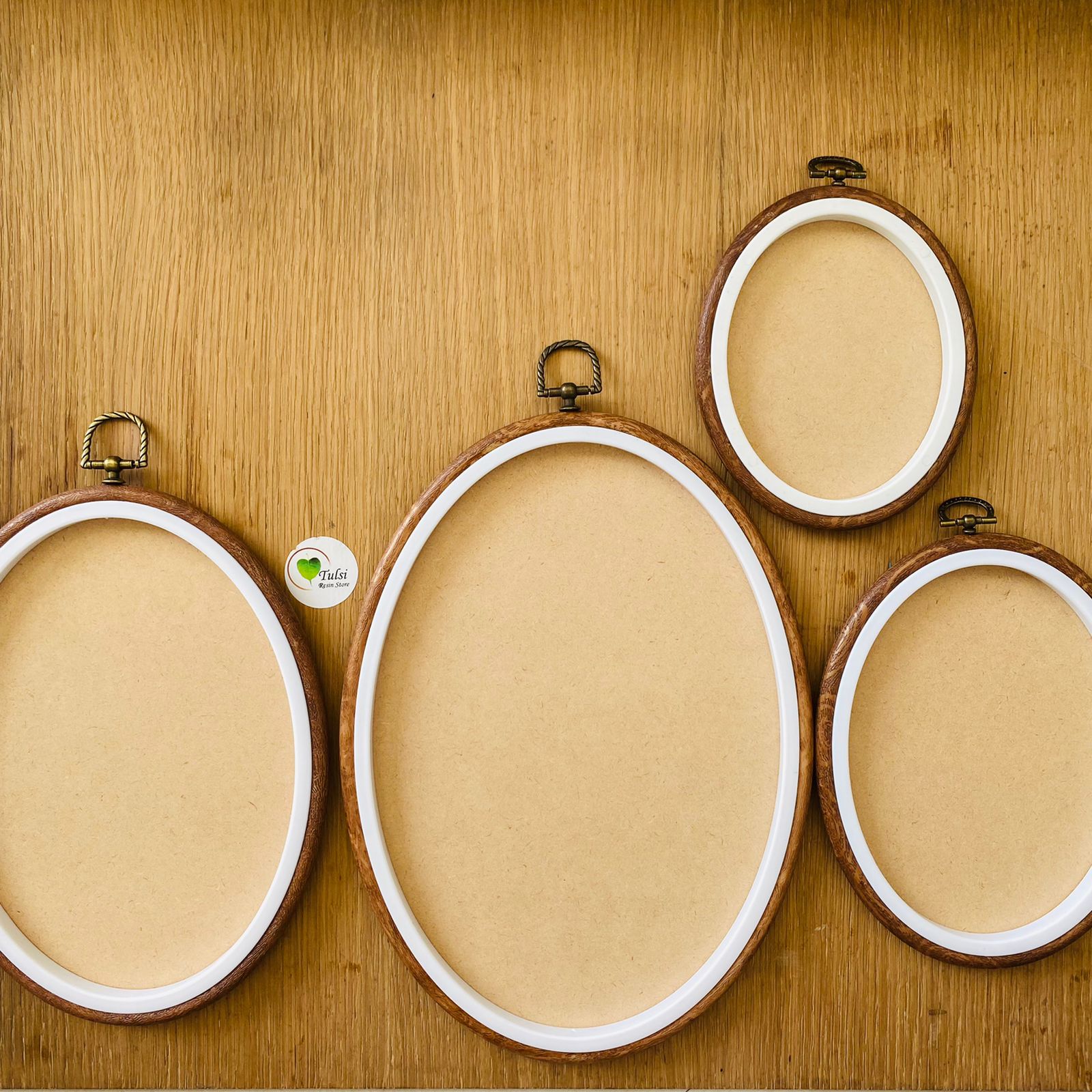 Oval Embroidery Ring (Set of 4) / Resin Frame