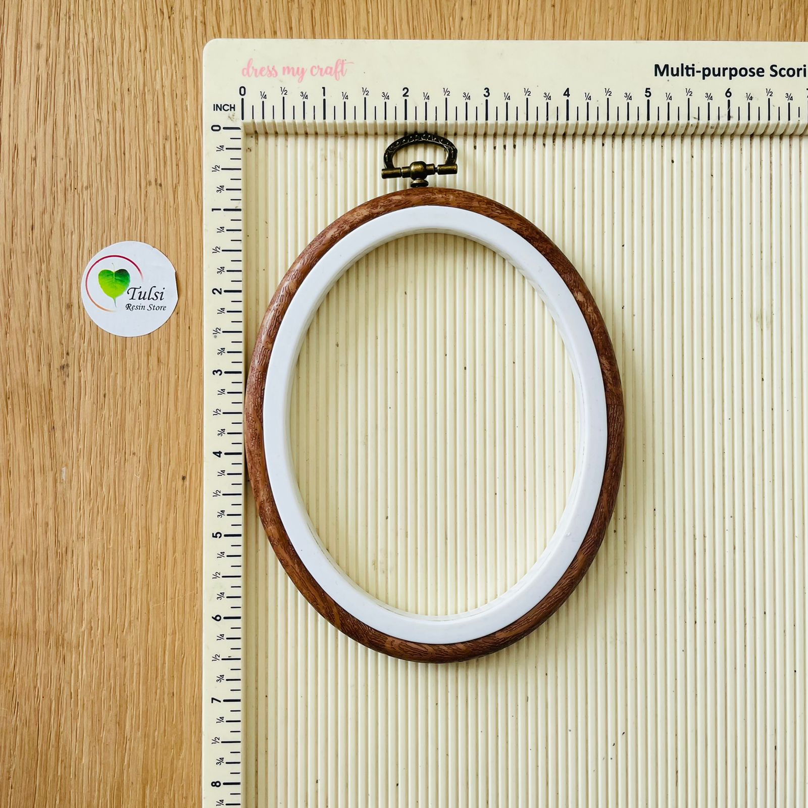 Oval Embroidery Ring (Set of 4) / Resin Frame