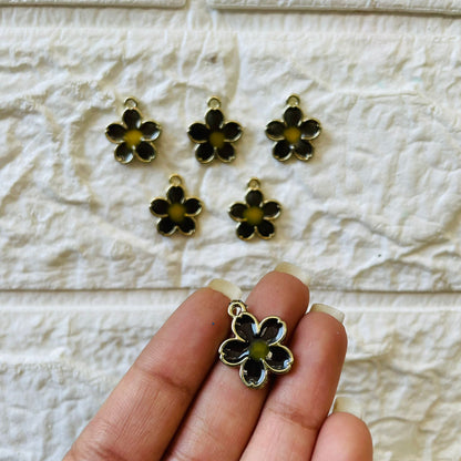 Simple Flower Charm